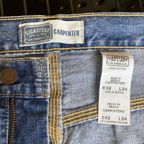 Levi’s Signature Carpenter Jeans - Picture 2 of 5